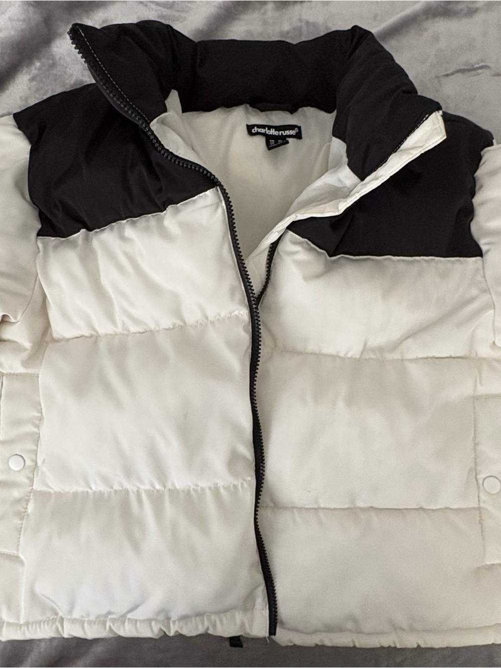 Charlotte Russe Black and Cream Puffer Jacket Size XL - Picture 3 of 6